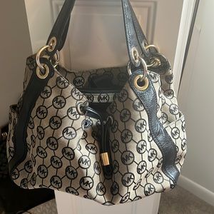 Small-Medium Size Michael Kors Purse